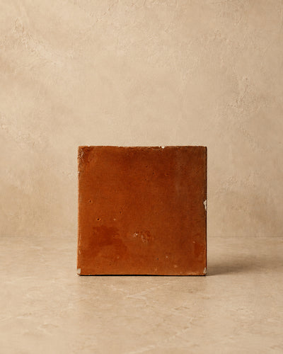 Terre cuite / Émaillée marron